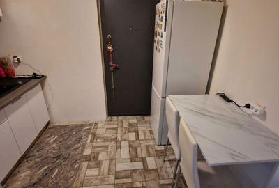 Garsonieră decomandată în Stoina - 2