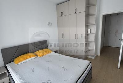 Apartament cu 2 camere decomandat în Baza 3 - 6