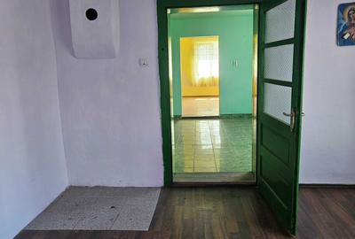Casă cu 3 camere în Central - 8