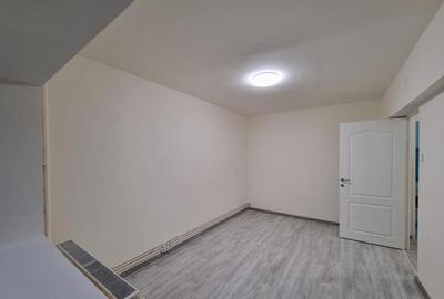 REZERVAT- Ap. 3 camere decomandate la etajul 1, Insula de Ag - 12