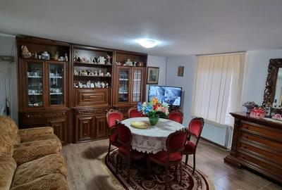 Casă individuală cu 4 camere în Cervicești