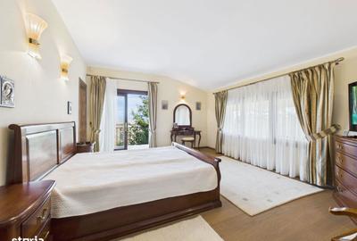 Casă cu 4 camere în Central - 1