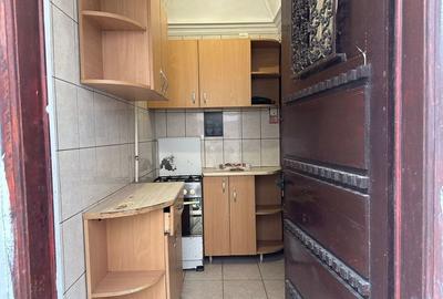 Casă cu 2 camere în 1 Mai - 9