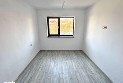 Casă cu 3 camere cu Teren 420 Mp în Tomești - 6
