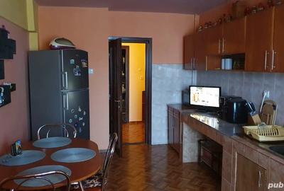 Vand apartament 2 camere decomandat - 5