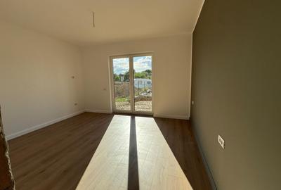 Apartament cu 3 camere semidecomandat în Plopi - 7