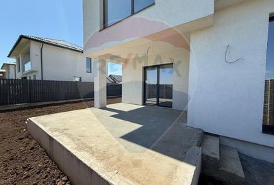 VANZARE Vila cu 4 camere in Pantelimon - 5