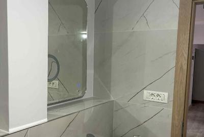 Apartament cu 3 camere decomandat în Astra