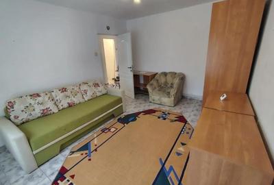 Apartament 3 camere,decomandat, etaj 3,Inel I - 2