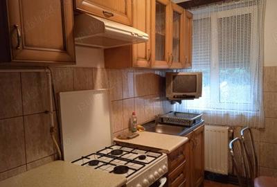 Apartament cu 2 camere decomandat în Carei - 3