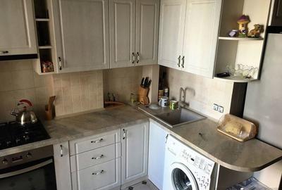 Garsonieră decomandată în Berceni