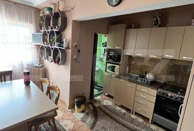 Casă cu 5 camere cu Teren 250 Mp în Central - 6