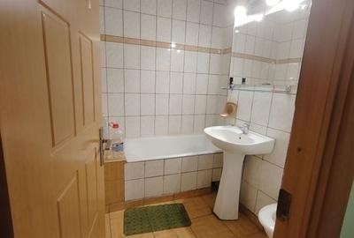 4 camere - zona Han - etaj 1 - lift - 84 mp - balcon - 10