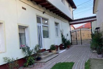 Casa de vanzare - Ghimbav - 1