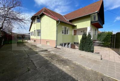 Casă individuală cu 3 camere în Sebeș