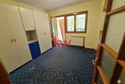 Apartament cu 3 camere in Podu Ros, Rond, et.1 - 5