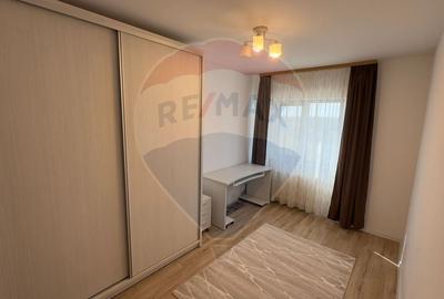 Apartament cu 3 camere decomandat în Lacul Morii - 3