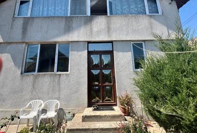 Casa de vanzare