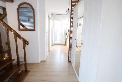 Duplex cu 5 camere cu Teren 225 Mp în Ghiroda - 4