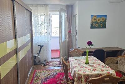 Vand garsoniera in Deva, zona I. Maniu, suprafata utila 31 mp, mobilat - 2