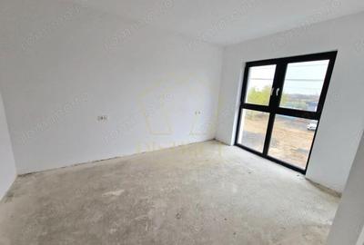 Duplex spatios despartit prin camera tehnica cu 5 camere | Urseni - 3