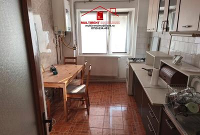 Apartament 3 camere - 70 mp - str.Pacii - 2