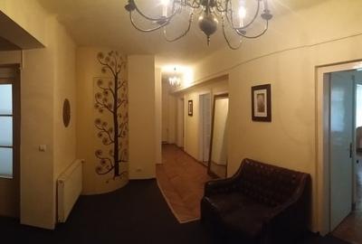 Spatiu comercial de inchiriat in Piata Mica Sibiu Spatiu comercial de inchiriat in Piata Mica Sibiu - 5