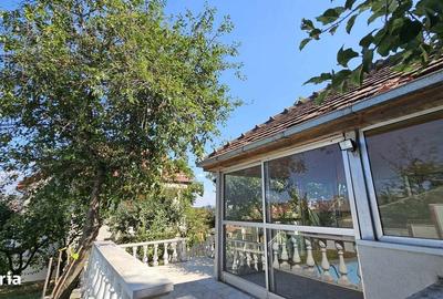 Casă cu 4 camere în Central - 6