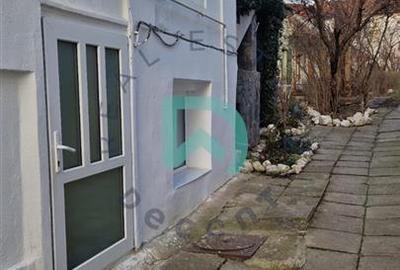 Apartament cu 3 camere decomandat, mobilat în Brașovul Vechi - 4