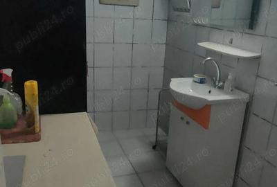 Spațiu comercial, de 31 mp, în Central - 4