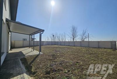 Casă individuală cu 5 camere cu Canalizare în Central - 2