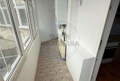Apartament cu 2 camere decomandat în Brăilei - 4