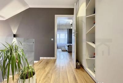 Casă cu 4 camere cu Canalizare în Central - 15