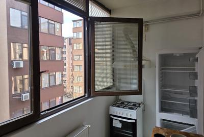 Garsonieră decomandată în Roșu - 4