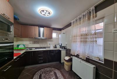 Vila de inchiriat 5 camere Sisesti-Vatra Noua - 3