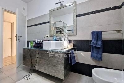 Vila cu terasa si piscina in Zadareni - 49