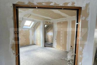 Apartament cu destinatii multiple, semifinisat, 227 mp, zona - 8