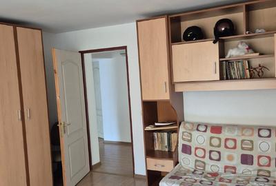 Vând casa com Berceni.