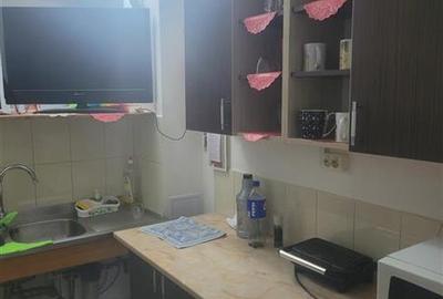 Apartament cu 2 camere decomandat în 9 Mai - 3