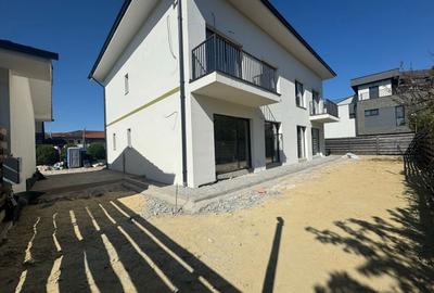 Duplex cu 6 camere cu Canalizare în Florești - 2
