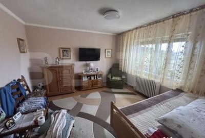 Casă cu 4 camere cu Teren 250 Mp în Iorga - 8