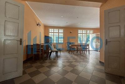 Casă cu 12 camere cu Teren 485 Mp în Bicaz - 4