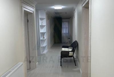 Casă cu 8 camere cu Canalizare în Central - 9