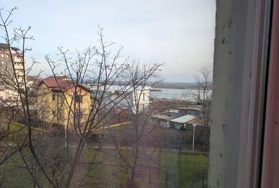 Apartament cu 3 camere semidecomandat în Țiglina 1 - 3