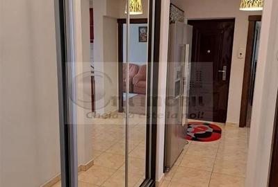 Apartament cu 3 camere decomandat - Zona Carrefour Felicia - Etaj 2 ! - 2