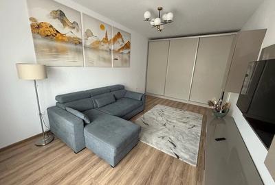 Apartament cu 2 camere decomandat în Metalurgiei