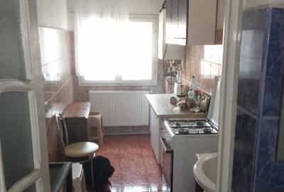 Casă cu 4 camere cu Teren 160 Mp în Central - 3