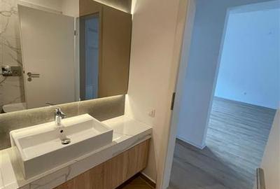 Apartament cu 2 camere decomandat în Tractorul - 2