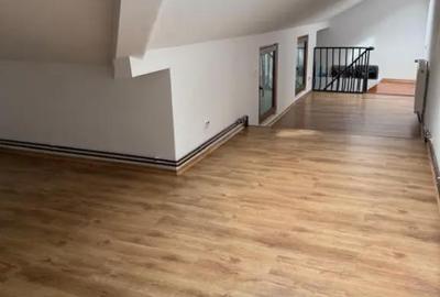 Casă cu 8 camere cu Teren 502 Mp în Castelul Peleș - 6
