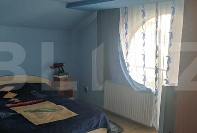 Casa cu 6 camere, 294 mp, zona-Nufarul - 17